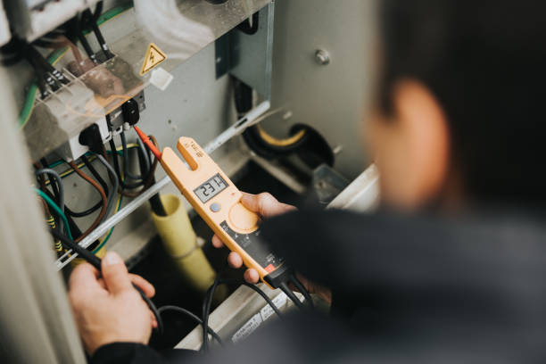 Best Commercial Electrician Services  in Plantsville, CT
